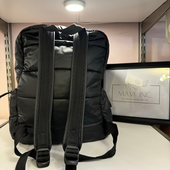 SOLD// HUNTER ORIGINAL PUFFER  Backpack - Picture 4 of 10